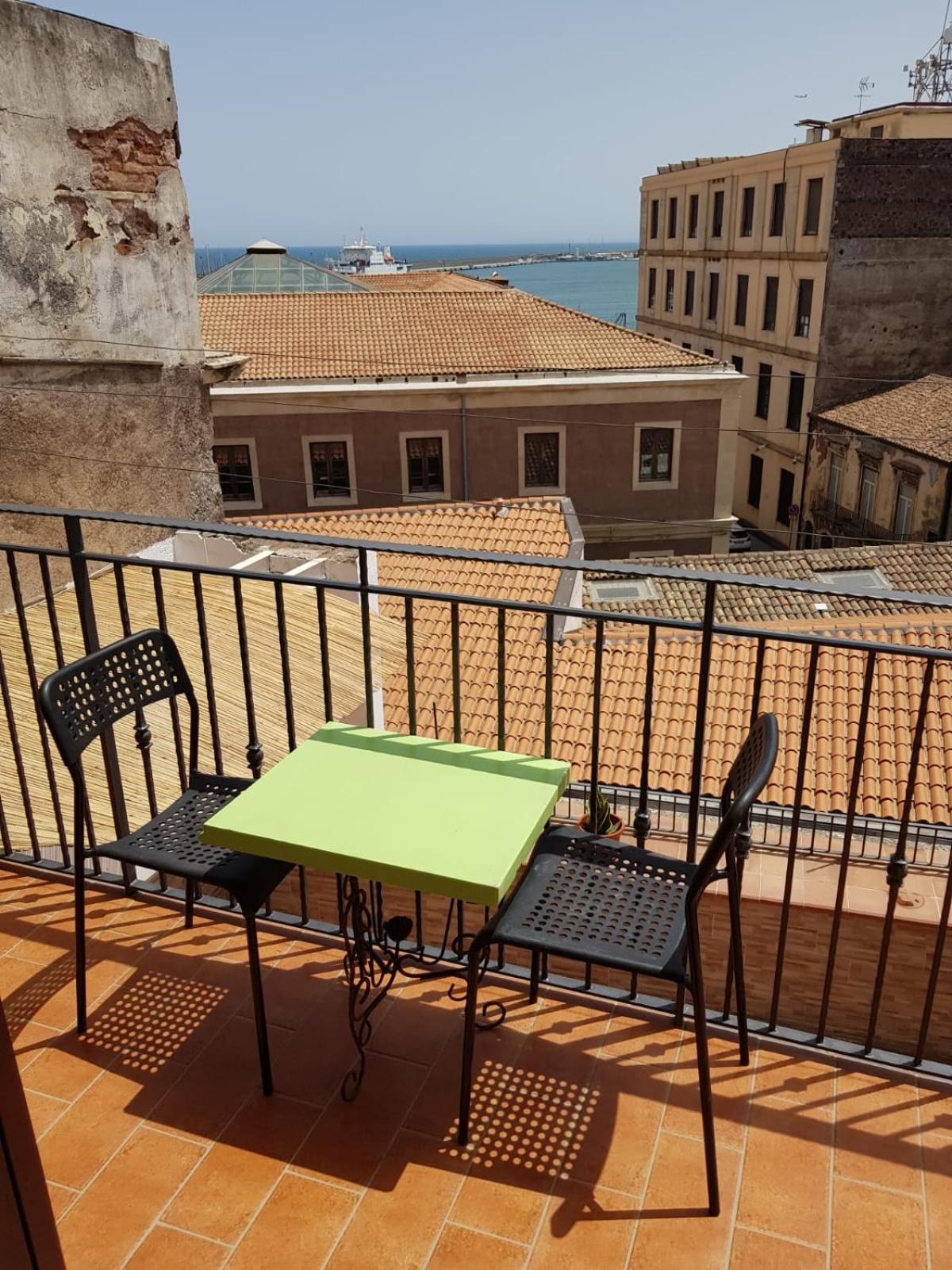 Harbour House And View Apartment Catania Bagian luar foto